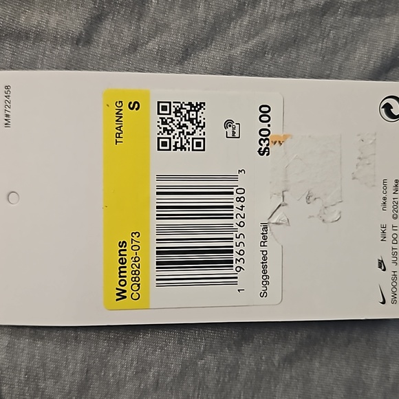 NWT Women's Small Nike "Yoga" Dri-Fit Tank Top in a Light Heather Grey - Picture 4 of 10